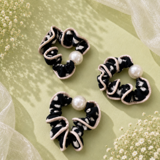 Pearl Accent Abstract Print Hair Scrunchie