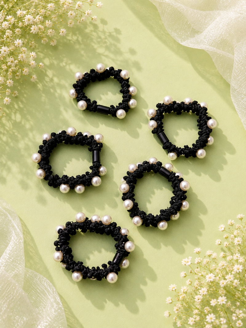 Pearl Beaded Hair Tie Pearl Beaded Hair Tie